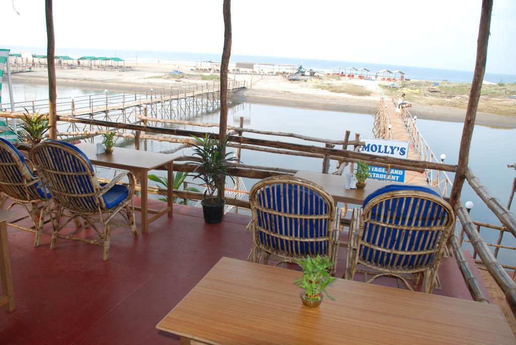 Molly'S Nest Hotel Mandrem Bagian luar foto